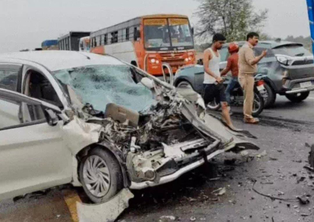बाराबंकी सड़क हादसे में गाेंडा जिले के एक ही परिवार के हैं सभी चार मृतक